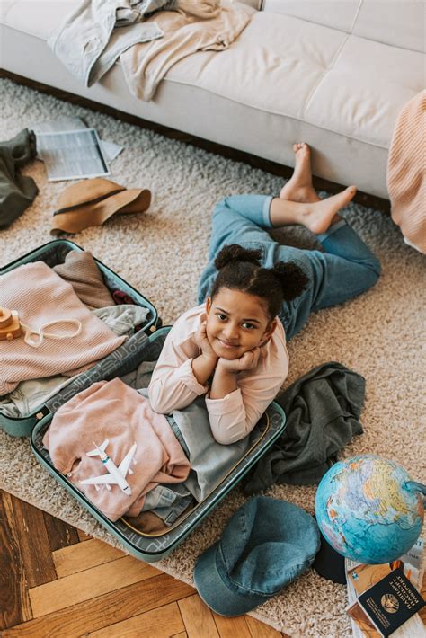 Traveling with Kids? Here's How to Make It a Breeze!