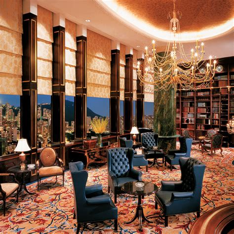 Island Shangri-La, Hong Kong - Hong Kong Island - Book a MICHELIN Guide ...