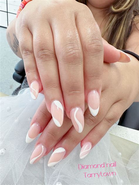 DIAMOND NAIL SPA 2