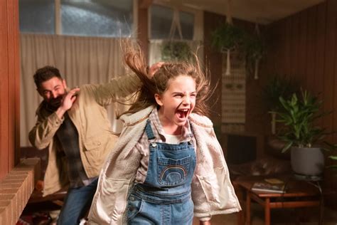 'Firestarter' review: No match for the Stephen King novel - Los Angeles ...