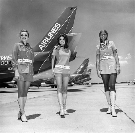 Southwest Airlines stewardesses from the early 70’s: : r/OldSchoolCool