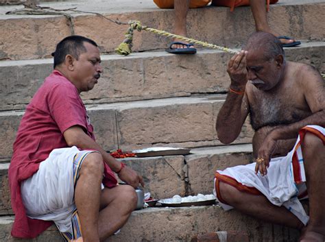 How to Perform Pind daan Online?