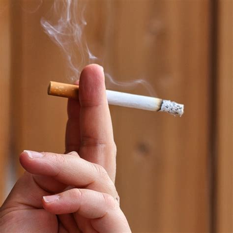 Bahaya Asap Rokok Bagi Ibu Hamil – Signumfertility.com