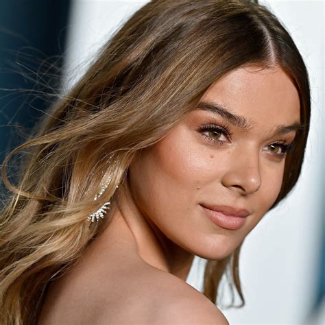 Hailee Steinfeld's Supermodel Nails Complete Her Leather Jumpsuit Look ...