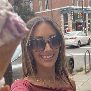 Astrella Rae's Epic Rise to Fame: A Story of Resilience and Grit - gx3329w