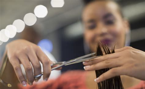 How To Become A Hair Stylist - Hairstyle Guides