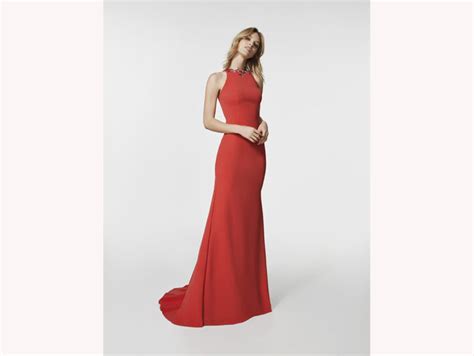 Abito da sposa rosso: i modelli di tendenza nel colore della passione ...