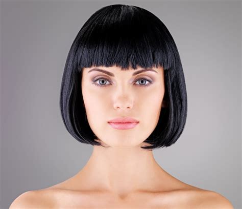 Mulher Branca De Cabelo Preto - Mulher Branca Cabelo Preto Rosto Imagens – Download Grátis no Freepik