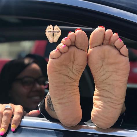 1,082 Likes, 20 Comments - DeeDee Size 9 (@deedeerican123) on Instagram