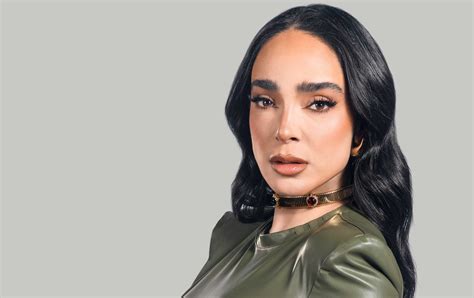 Manelyk pone a jugar a todos los habitantes de La Casa de los Famosos