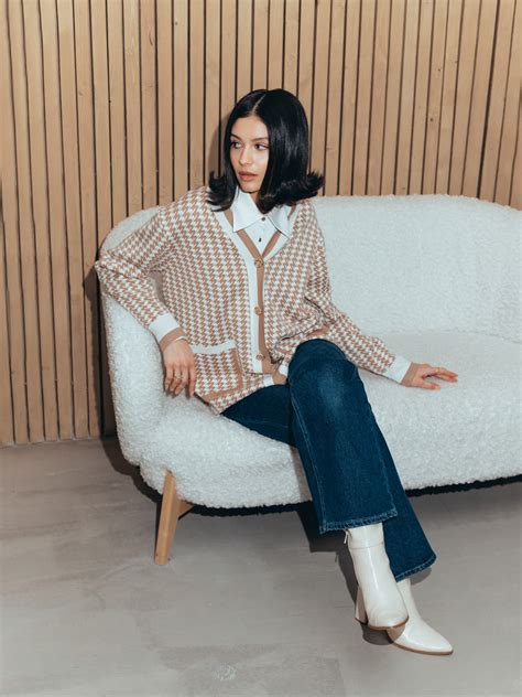 Кардиган кроя оверсайз в гусиную лапку :: LICHI - Online fashion store