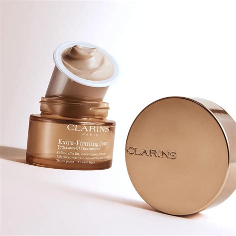 Extra Firming AST - Denní krém z CLARINS ≡ SEPHORA