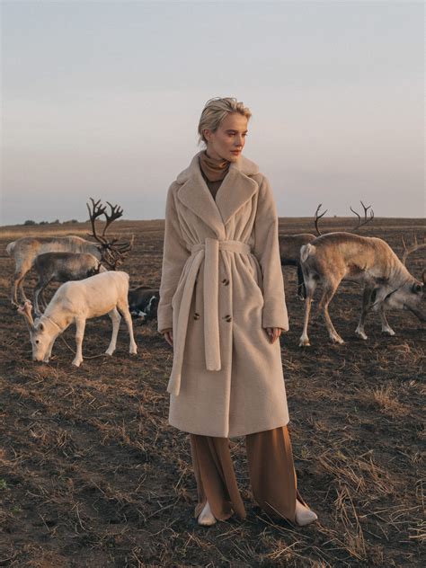 Двубортная экошуба миди с поясом в тон :: LICHI - Online fashion store