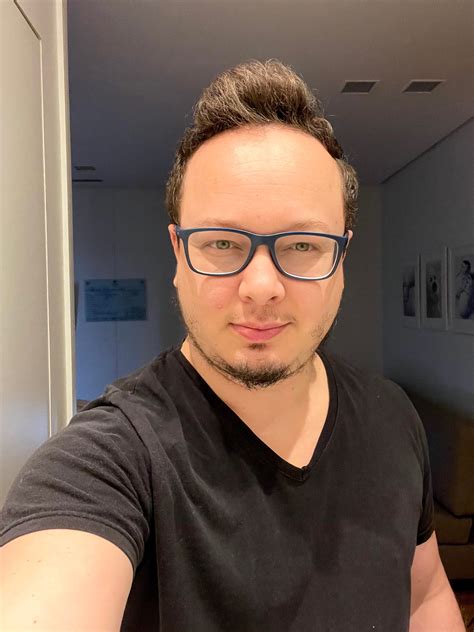 Antonio De Souza – Medium
