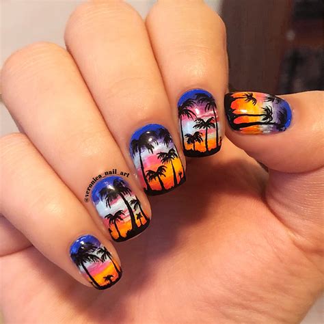 Sunset palm tree nail art for summer | Palm tree nail art, Beach nail