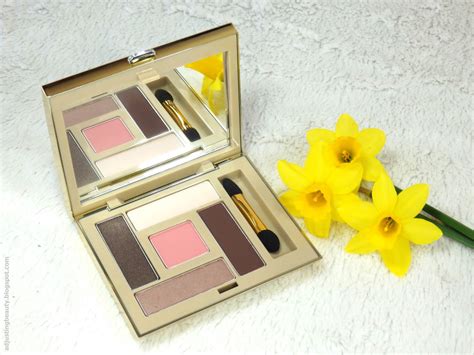 Day makeup using Avon products - Adjusting Beauty
