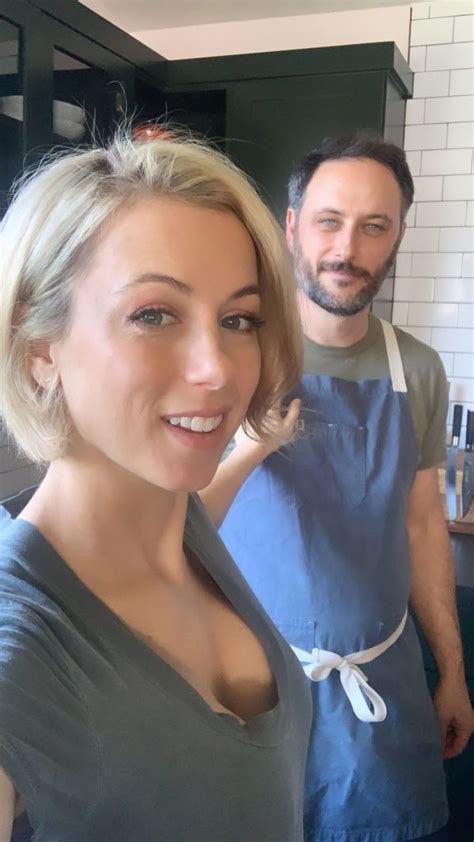 What Plastic Surgery Has Iliza Shlesinger Done? - Plastic Surgery Feed