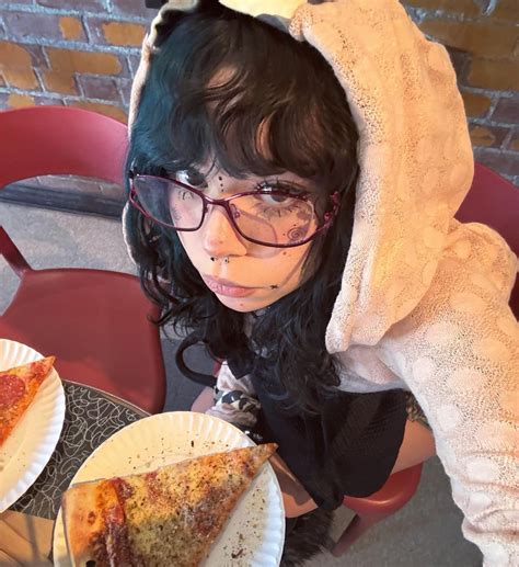 Leah (@monstra0.o) • Instagram photos and videos