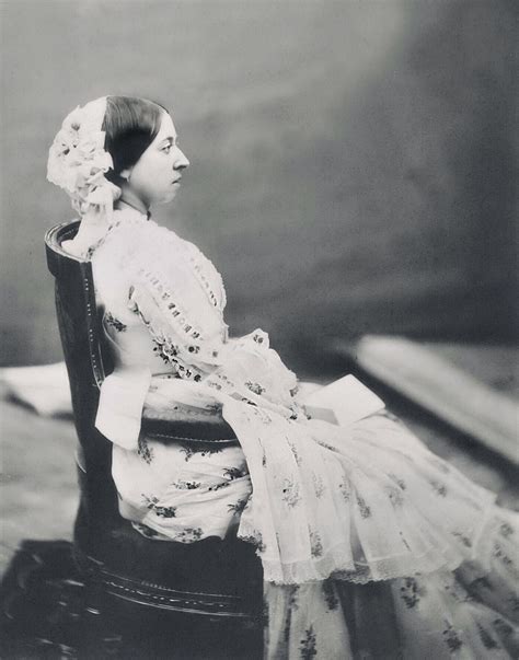 Young queen victoria 1854 – Artofit