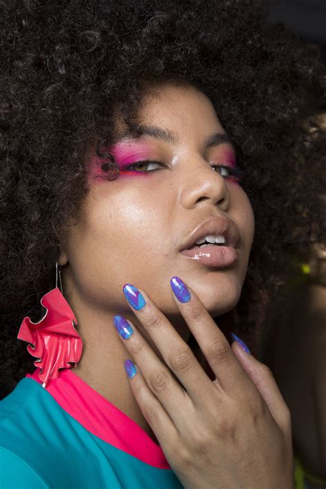 The 6 Fall Nail Trends 2019 Showcased From the Runways - theFashionSpot