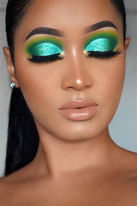 21 Neon Makeup Ideas to Try This Summer - StayGlam