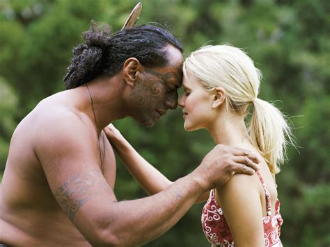 hongi -- Britannica Online Encyclopedia | Maori people, Maori, Māori ...