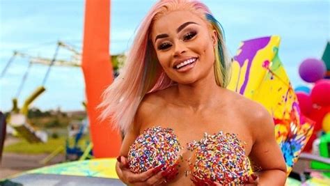 Blac Chyna covers her major assets with only sprinkles in Tekashi ...