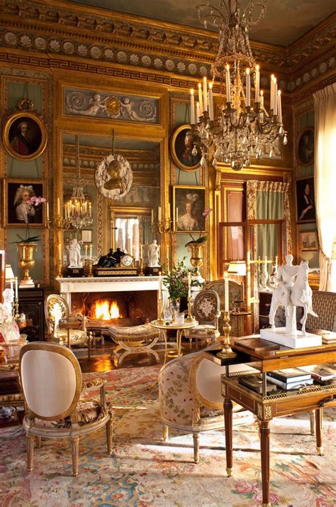 Как оформить гостиную в традиционном стиле | Beautiful interiors ...