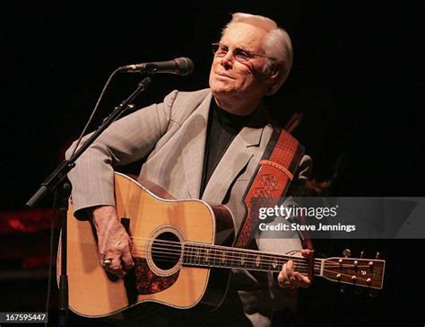George Jones In Concert Photos and Premium High Res Pictures - Getty Images