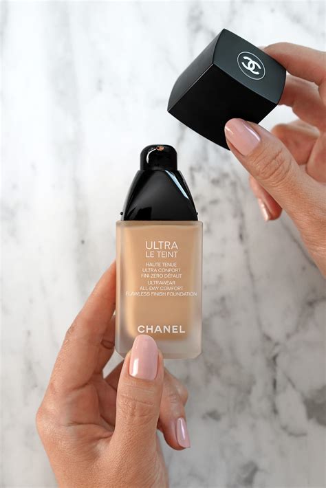 Chanel Ultra Le Teint Foundation + Le Correcteur de Chanel Review - The ...