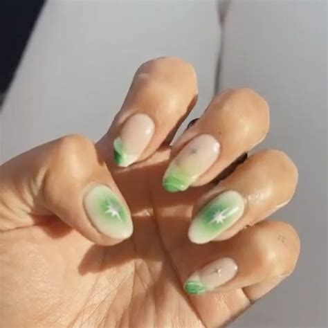 31 French Manicure Ideas to Try in 2024- NewBeauty