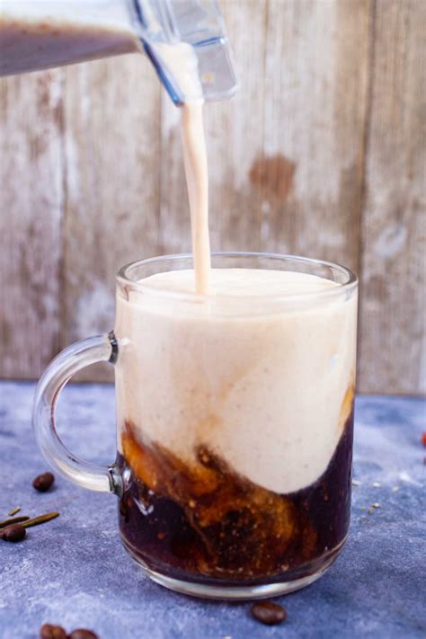5-Minute Cold Brew Coffee Latte Recipe (Naturally Flavored) - My Chef’s