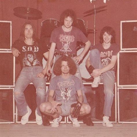 Цербер - Encyclopaedia Metallum: The Metal Archives