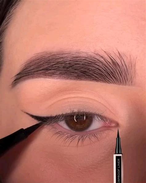 How to do foxy eyeliner – Artofit