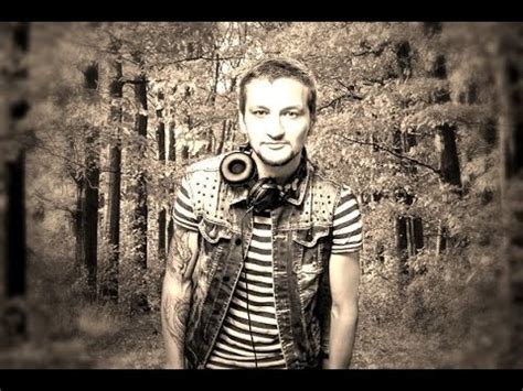 ANTON ISHUTIN (АНТОН ИШУТИН) - Культура Потребления - YouTube