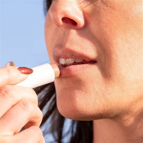 Can Your Lips Get Sunburned? - COOLA