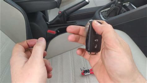 Замена батарейки в ключе Volkswagen, Jetta, Passat,Tiguan, Golf ...
