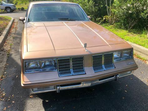 1982 Oldsmobile Cutlass Supreme Base 2dr Coupe for sale: photos ...