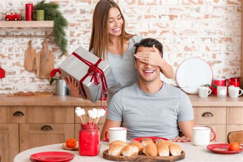 surprise  boyfriend   birthday  ways