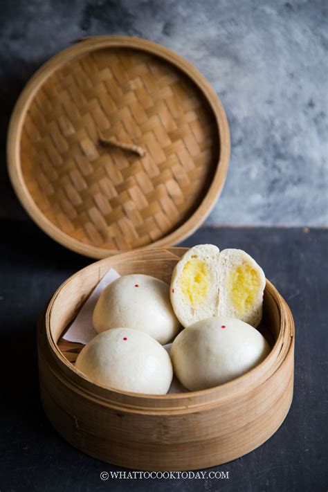 Cantonese Custard Bun - Tringart