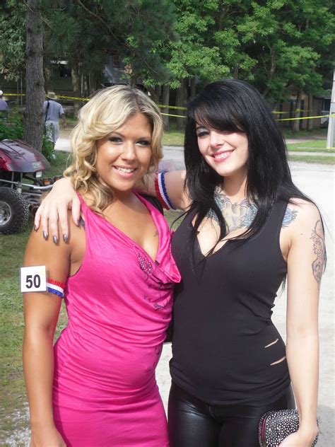 Nudes a Poppin 2010 - #44 (x/post r/festivalsluts) | Scrolller