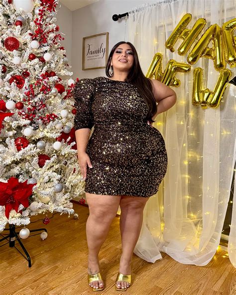 Johana Amaya Fashion / Lifestyle | Happy New Year from my Family to