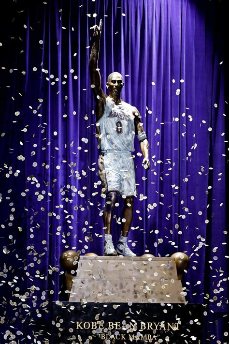 Kobe Bryant statue a perfect portrayal of the Lakers legend - Los