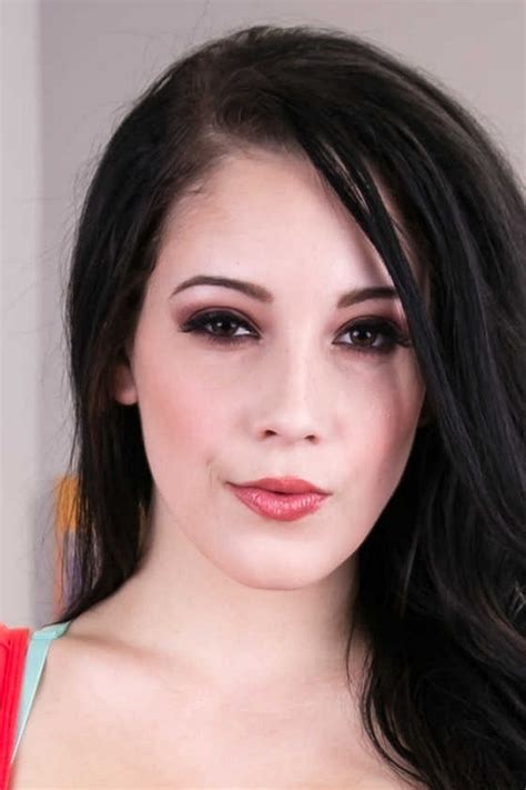 Noelle Easton (54 фото)