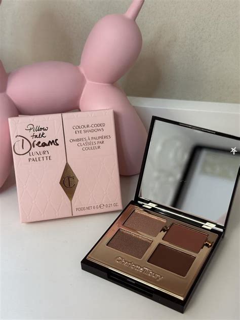 Палетка теней charlotte tilbury в оттенке pillow talk dreams — цена ...