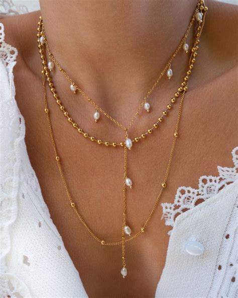 Sofia Necklace | Trending necklaces, Gold jewelry gift, Jewelry trends