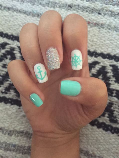 Nautical Nails: anchors and wheels | Cruise nails, Nautical nails