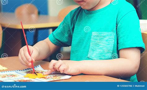 kids art crafts upcycle reduce reuse recycle projects plastic bottle