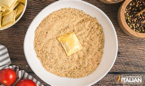 Best Fried Ravioli Olive Garden Copycat Recipe - The Slow Roasted Italian