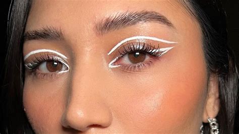 These Are The Best Ways To Wear White Eyeliner